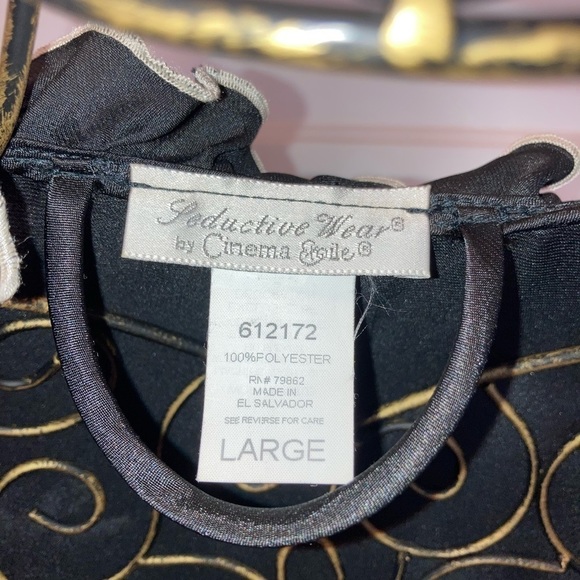 ADORABLE Black Nightie And Robe - Picture 14 of 15